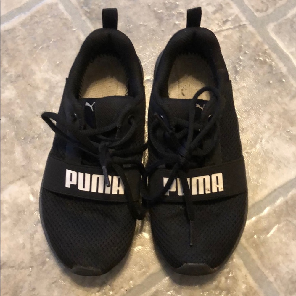 Boys Puma Sneakers